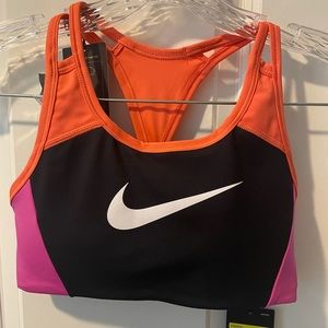 NWT Nike Sportsbra